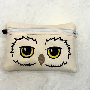 3 SIZES, Snowy White Owl,  5x7, 6x9, and 8x10, Fully Lined Zipper Pouch, Machine Embroidery File