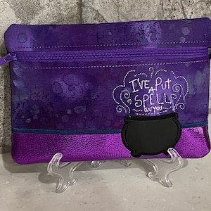Black Caldron, I Put a Spell on You, Zipper bag, 5x7, ITH Machine Embroidery: Zipper Pouch