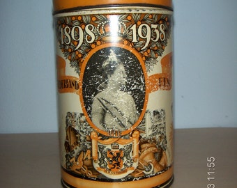 Antique Vintage Dutch Biscuit Tin Queen Wilhelmina 1938