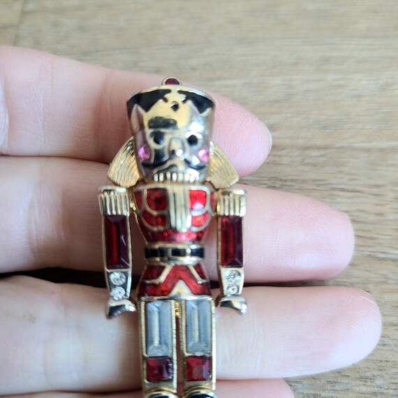 Monet signed Nutcracker gold tone enamel brooch w… - image 5