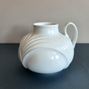 Royal Porzellan Bavaria KPM Germany Handarbeit White Ceramic Porcelain Vase Germany Pottery Home Decor