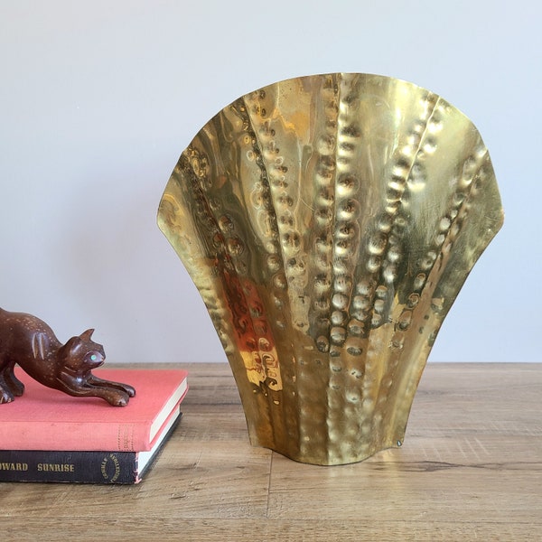 Vintage 1981 large hand made brass planter/vase signed by artist from Canada. Retro home Decor. Bohemian home decor.