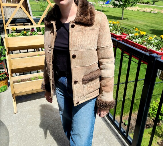 Sheepskin Coat Jacket. Winter 