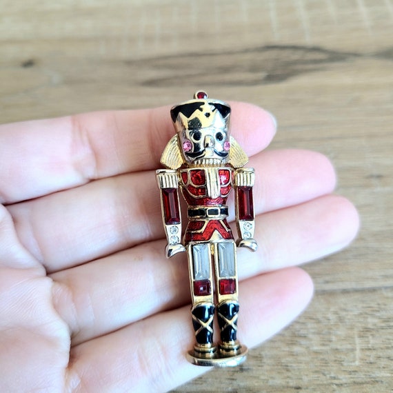 Monet signed Nutcracker gold tone enamel brooch w… - image 2