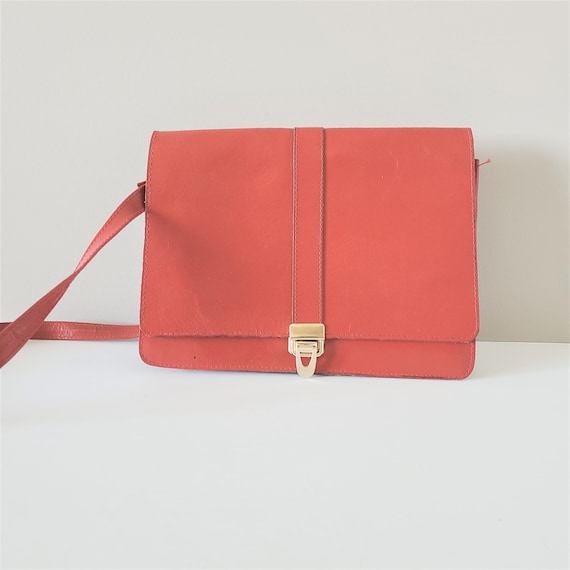 Vintage Red Leather Purse Handbag Shoulder bag. Etsy