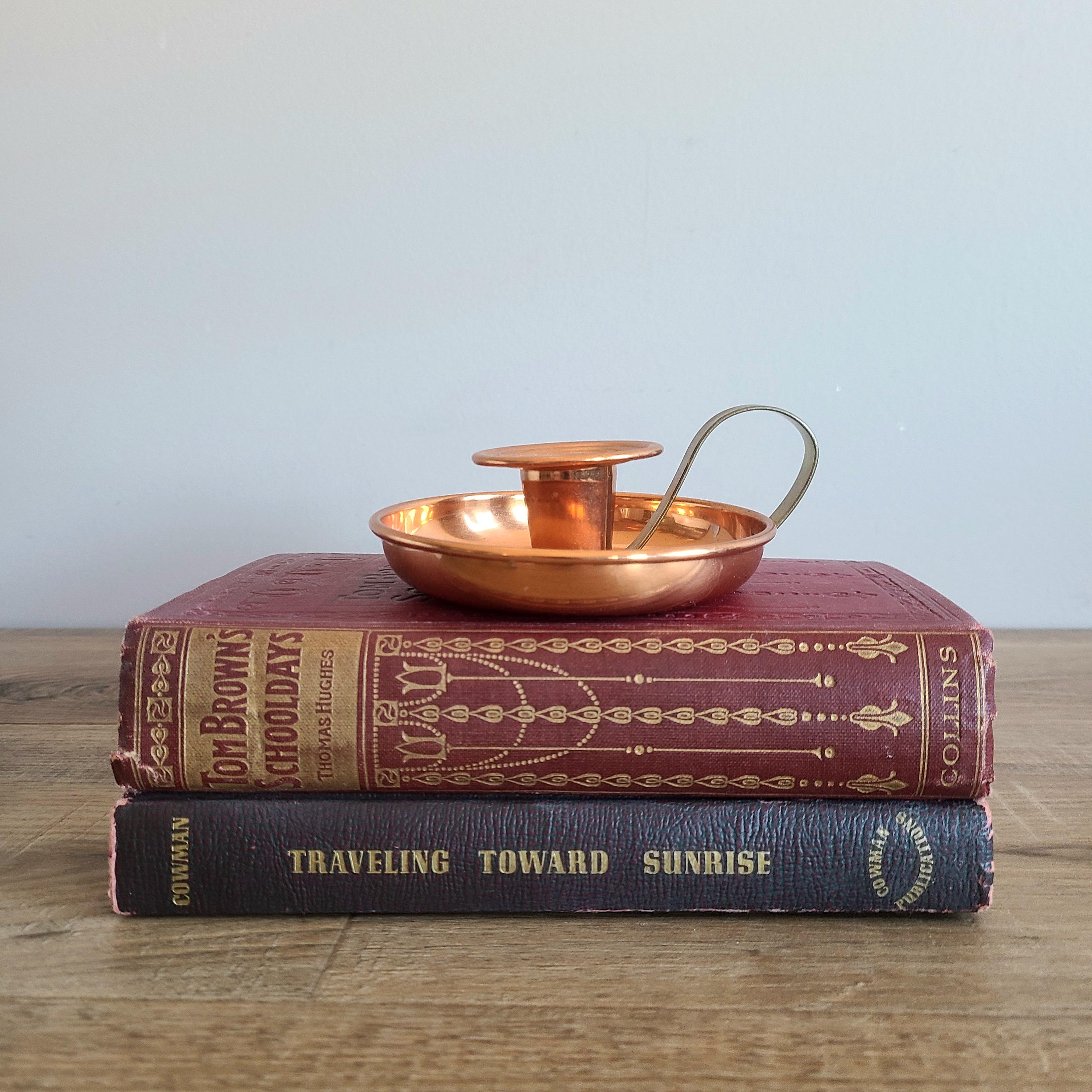 Vintage copper candleholder with saucer and brass handle. Copper Craft Guild. ''We Willie Winkle style'' chamberstick.