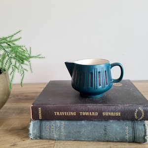 Vintage Mid century stoneware 60s Graflich Ortenburgsche ceramic creamer milk jag. Vintage kitchen. German pottery.