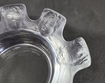 LALIQUE vintage crystal glass  St. Nicholas clear trinket dish/ashtray with eight frosted glass crystal Cherub faces. Signed art glass.