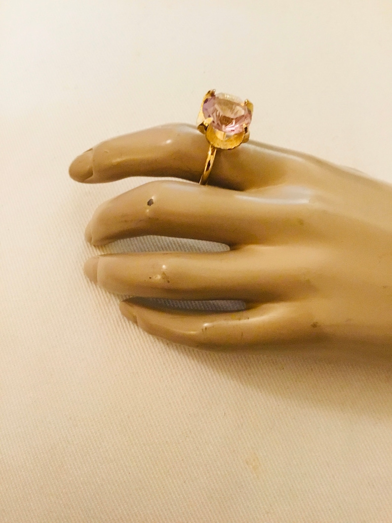 Vintage Faux rose crystal solitaire Ring
