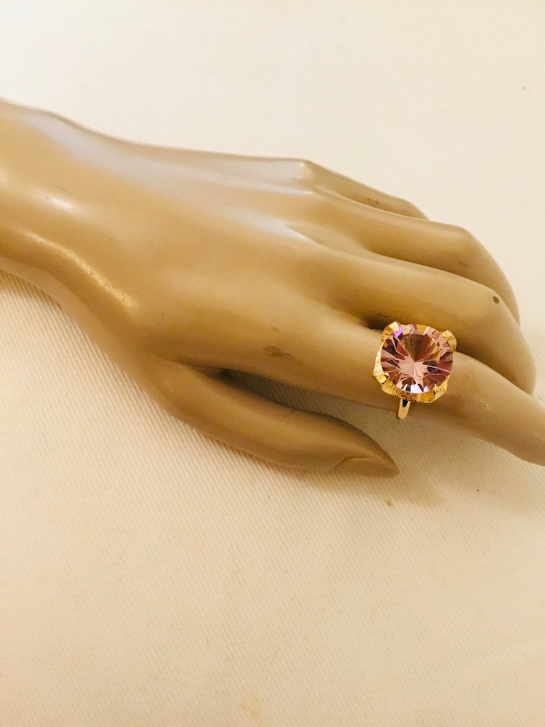 Vintage Faux rose crystal solitaire Ring