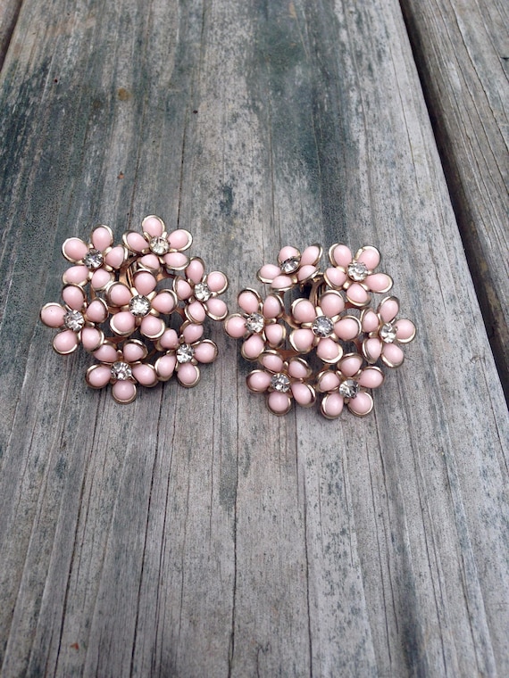 60's Pink and Rhinestone Daisy Cluster Earrings