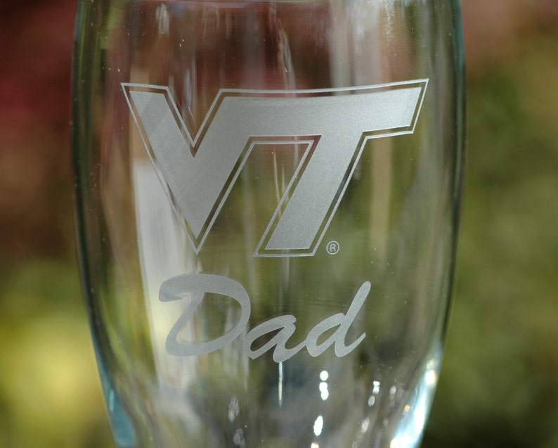 VT 19oz Pilsner image 1