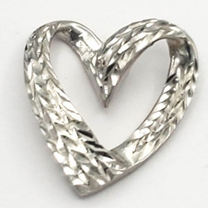 Handcrafted .Solid 925 Sterling Silver Heart Pendant Diamond Cut Finish