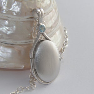 Hand Made 925 Sterling Silver 4 mm Natural Sky Blue Topaz Locket H2O Just Add Water Mermaids