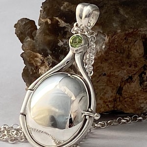 SOLID 925 Sterling Silver NEW USA Exact like Show H2OAddWater Mermaids Locket Pendant 4 mm Natural Green Peridot-Choose Your Chain