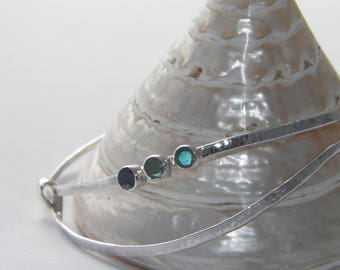 Artisan.925 Sterling Silver Labradorite Stones Handmade Hammered Bangle Bracelet