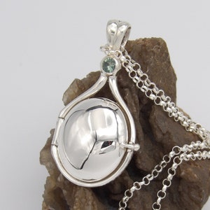 NEW Look like show Hand Made in USA H2O Just Add Water Locket Pendant 925 Sterling Silver Natural Blue Green Sapphire Mermaid Pendant