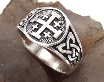 Anillo con nudo celta oxidado y cruz de Jerusalén en plata esterlina maciza 925, hecho a mano en EE. UU. (talla personalizada).