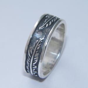 Handcrafted Art Massive.925 Sterling Silver With Feather Design Ring-Custom Size
