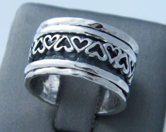 Hand Made Hammered 3 band Oxidized .925 Sterling Silver Heart Design Spinner Ring-Custom Size