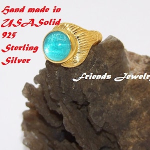 MAKO MERMAIDS MOON RING on The Hunt  Anillo de sirena, Joyería de sirena,  Collar de libro