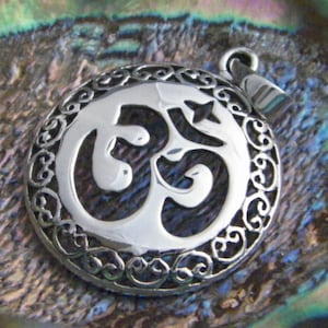 Handcrafted 925 Oxidized Sterling Silver Pendant OM AUM Symbol Hindu New Age
