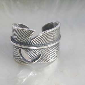 Handgefertigte Oxidierte .925 Sterling Silber &#39;Feder&#39; UNS 6,5 - 9 Ringe
