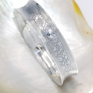 Hand Made in USA Hammered Flower Design Solid 925 Sterling Silver Bangle Bracelet -Custom size