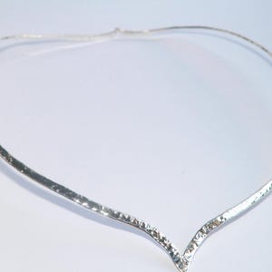 Hammered Handcrafted .925 Sterling Silver V-Shaped Collar Choker Necklace