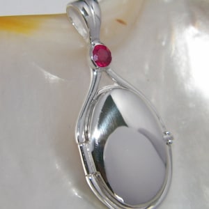 Hand made in USA 41 mm-20 mm Handcrafted 925 Sterling Silver 0.41 ct.4mm Natural Ruby Locket H2O Just Add Water Mermaids