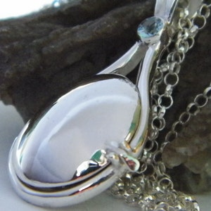 NEW H2O Add Water Mermaids Locket Pendant 925 Sterling Silver 4 mm Aquamarine with Adjustable .925 Sterling Silver Round Rolo Chain