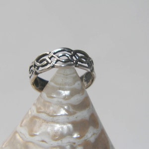 Handcrafted.925Sterling Silver Toe,Cnuckle Celtic Knot Ring Adjustable