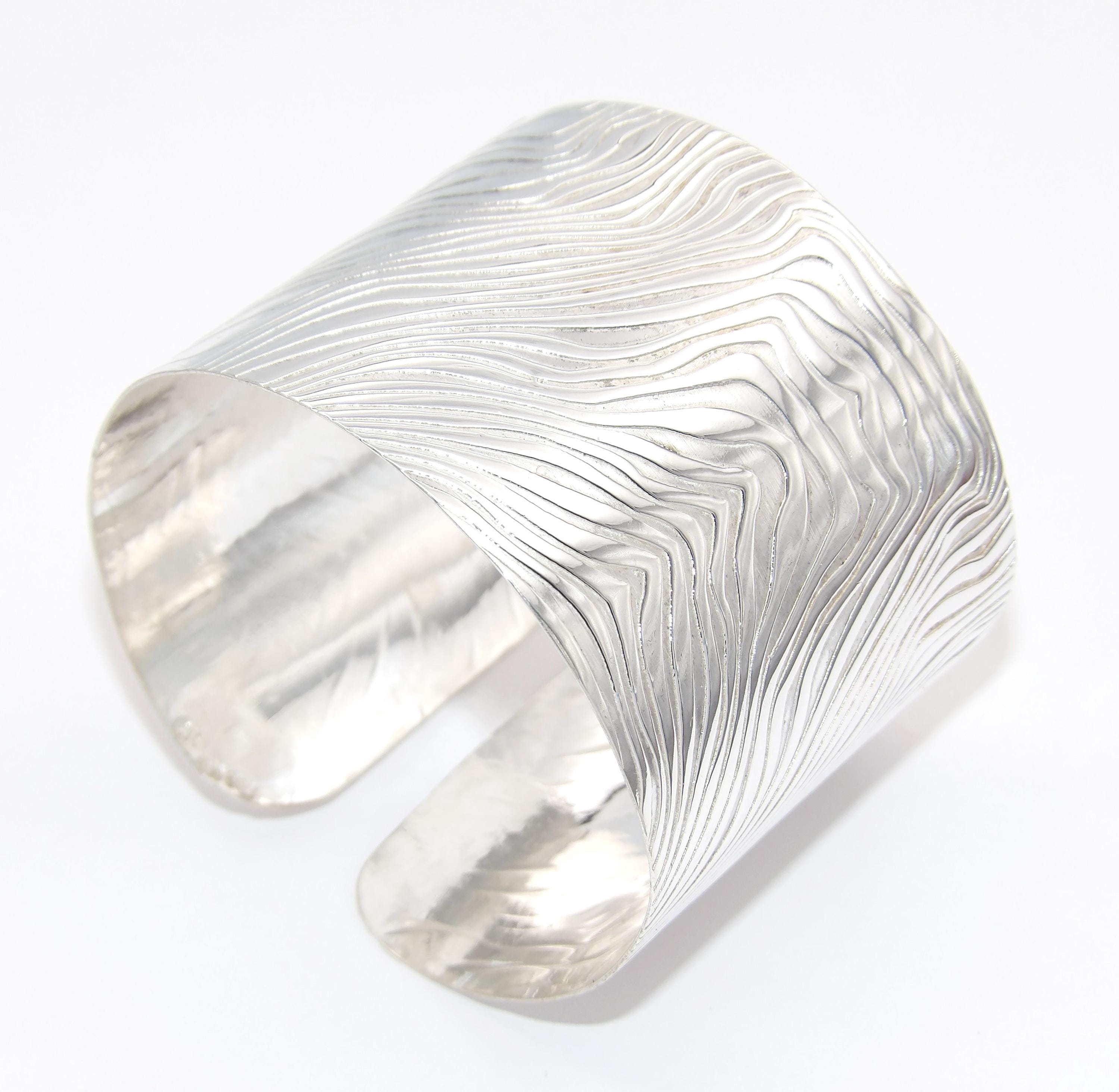 Gift Hand Made in USA Solid Pure.999 Silver Zebra Design Cuff