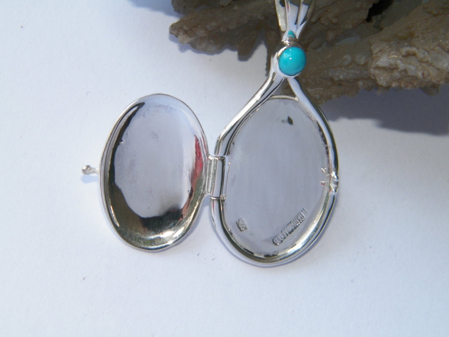 Hand Made in USA Handcrafted.925 Sterling Silver 4mm Natural