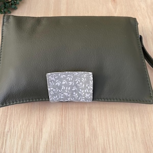 Cartera de cuero para pañales, bolso de mano para pañales: el mejor regalo para un bebé recién nacido o un baby shower.