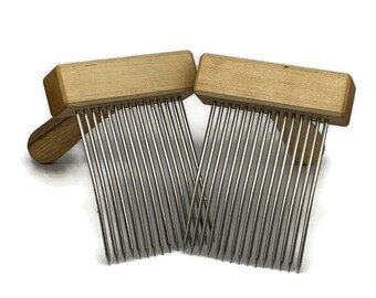 Wool Combs Single Row Fine Tooth - Maple and Hickory