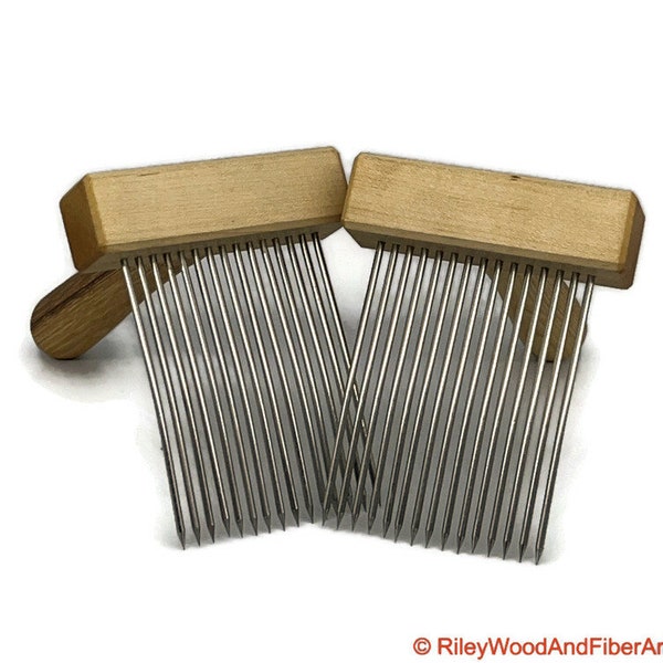 Wool Combs Single Row Fine Tooth - Maple and Hickory