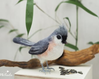 Needle felted Tufted titmouse - felted bird - bird figurine - faux taxidermy bird - bird sculpture - gift for bird lover - bird ornament
