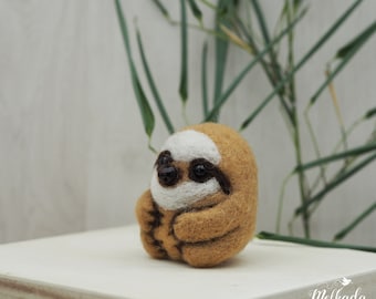 Needle Felted Gifts Fiber Art Animals Felted Sloth Cake Topper Baby Sloth Decorative Figurine Sloth Gift