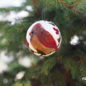 Weihnachtskugel mit weiblichem Kardinal-Motiv, gefilzter Weihnachtsvogel-Ornament, Weihnachtskugeln, Kardinal-Geschenkornament, Weihnachtsdekoration