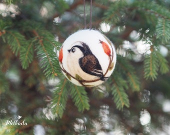 Christmas ball with bird motif, Needle felted Christmas ornament, Christmas baubles, Long tailed tit, Bird decor ornament, Bird lover gift