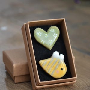 gift for her, dress decoration,ceramic brooch,bee brooch,heart brooch