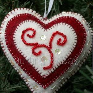 Felt Ornaments,Bowl Fillers,Gift Decoration,Door Hanger,heart ornament,valentines ornament heart ornament,feltw/glass beads heart ornament