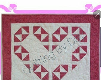 PDF Pattern Heart Decorative Wall Art Quilt < ** > INSTANT DOWNLOAD  < ** >Heart Quilt Pattern