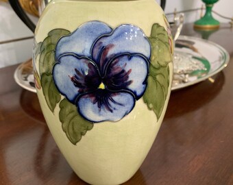 ヴィンテージ ムーアクロフト パンジー花瓶 - Etsy 日本