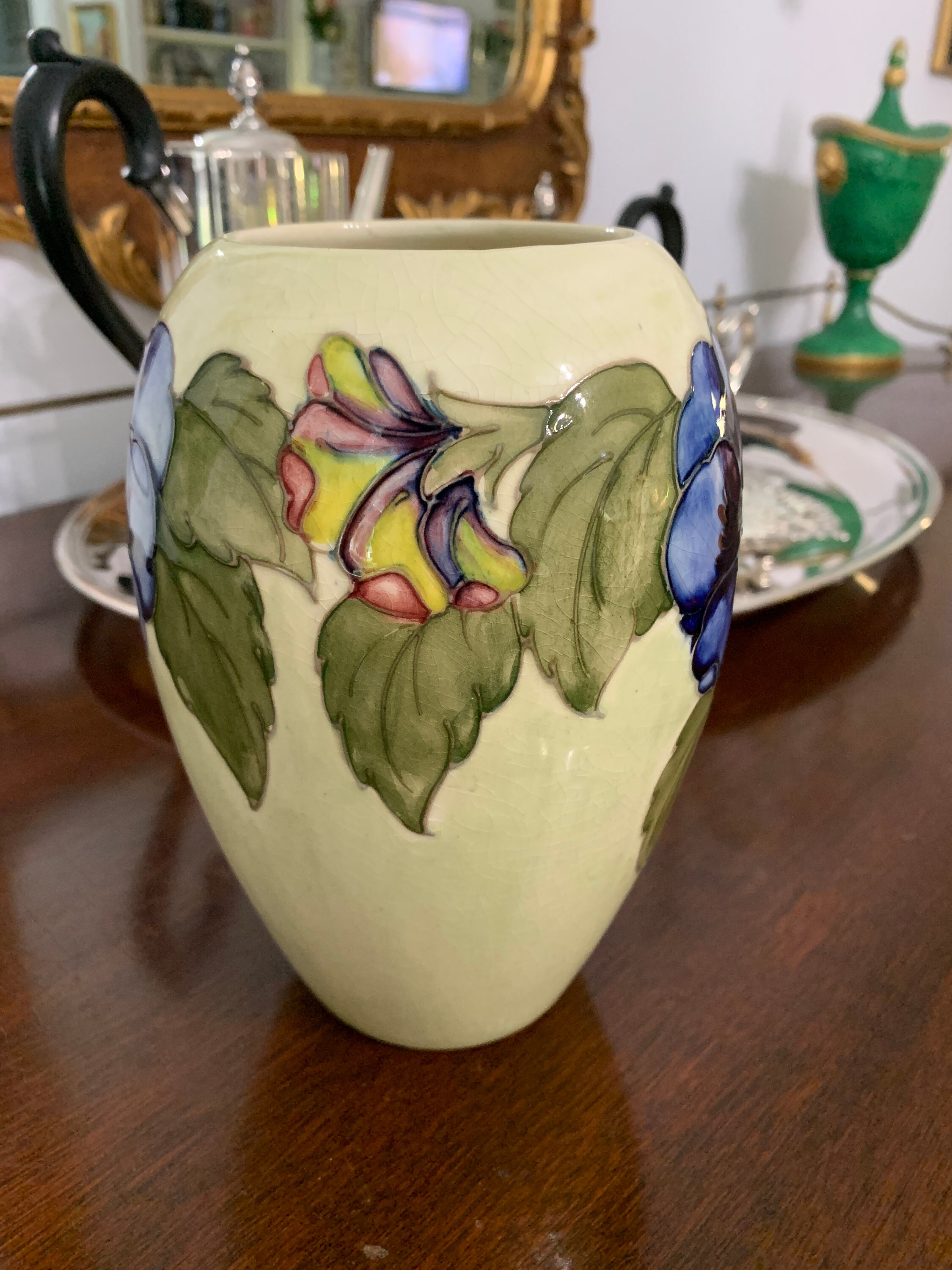 ヴィンテージ ムーアクロフト パンジー花瓶 - Etsy 日本