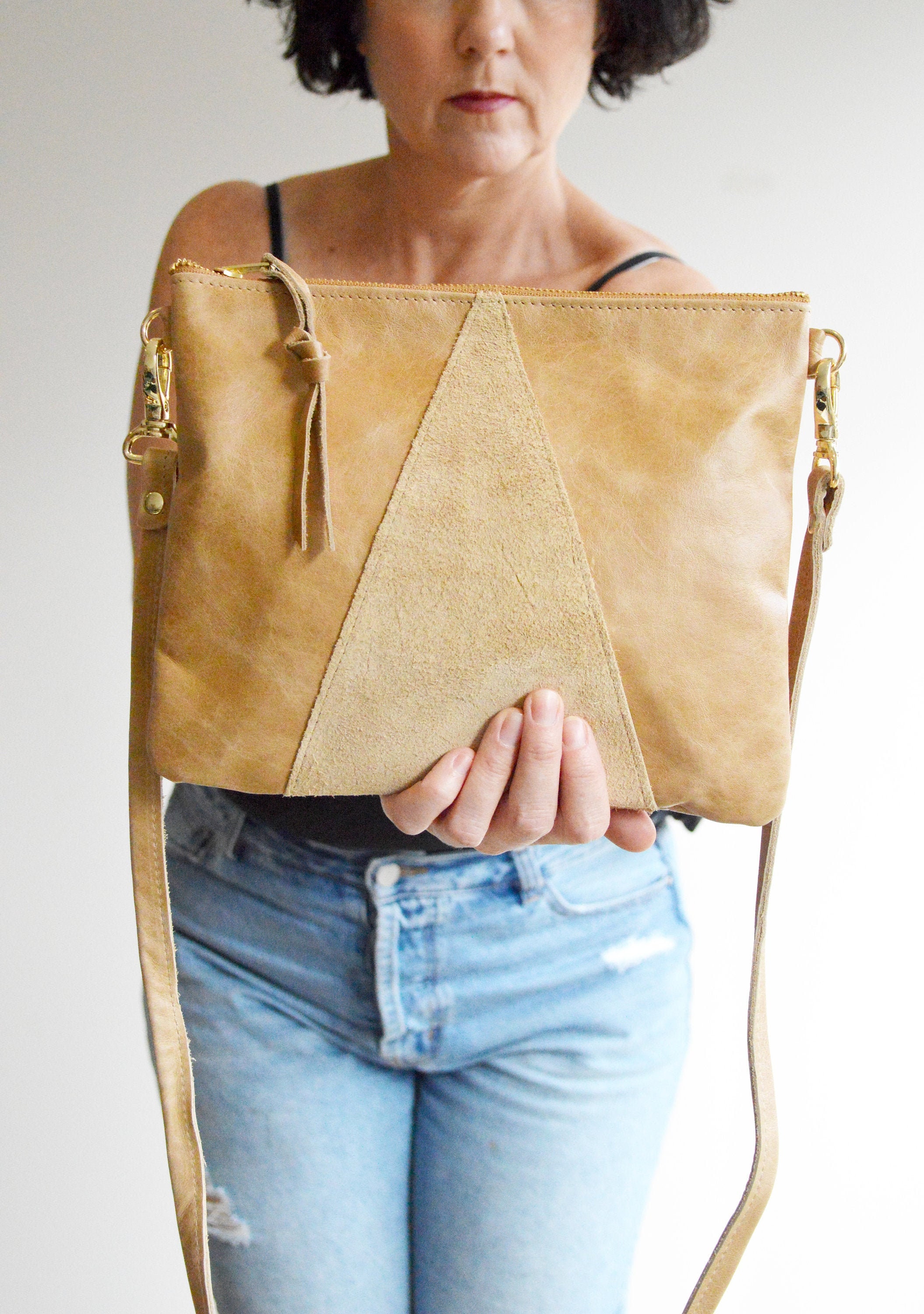 LEATHER CLUTCH CAMEL – MADE FREE®