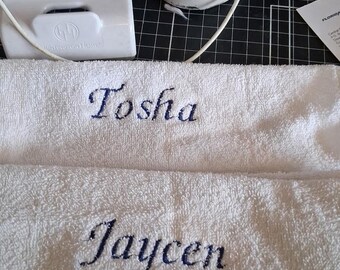 Embroidered wash cloths