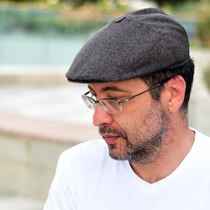 Brown flat hat for men, unisex newsboy cap in dark brown, driver cap, wool flat caps for men, newsie, ivy cap, Christmas gift ideas for men