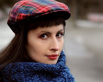 Unisex newsboy cap in navy and red tartan, womens flat cap red flat cap blue plaid hat for women Christmas hats for her, Xmas gift for girls